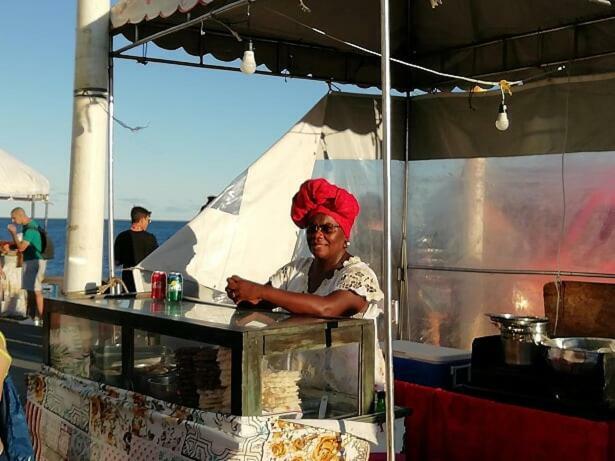 Living In The Vibrant Center Of Apartamento Salvador